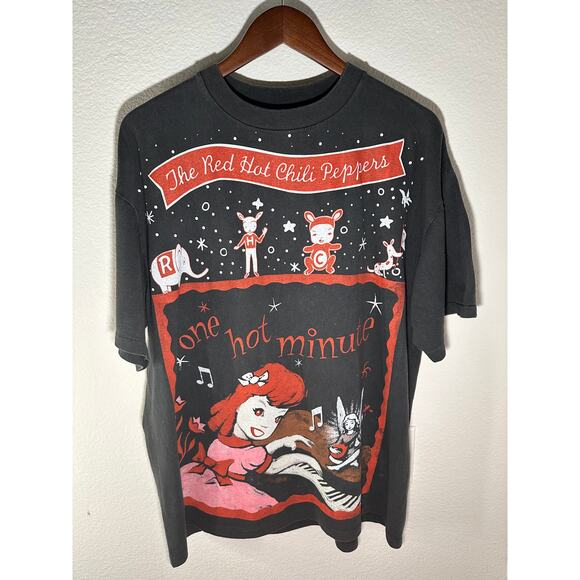 Red Hot Chili Peppers "World Tour 1995" Vintage Reprint T-shirt Single Stitch - Picture 1 of 6